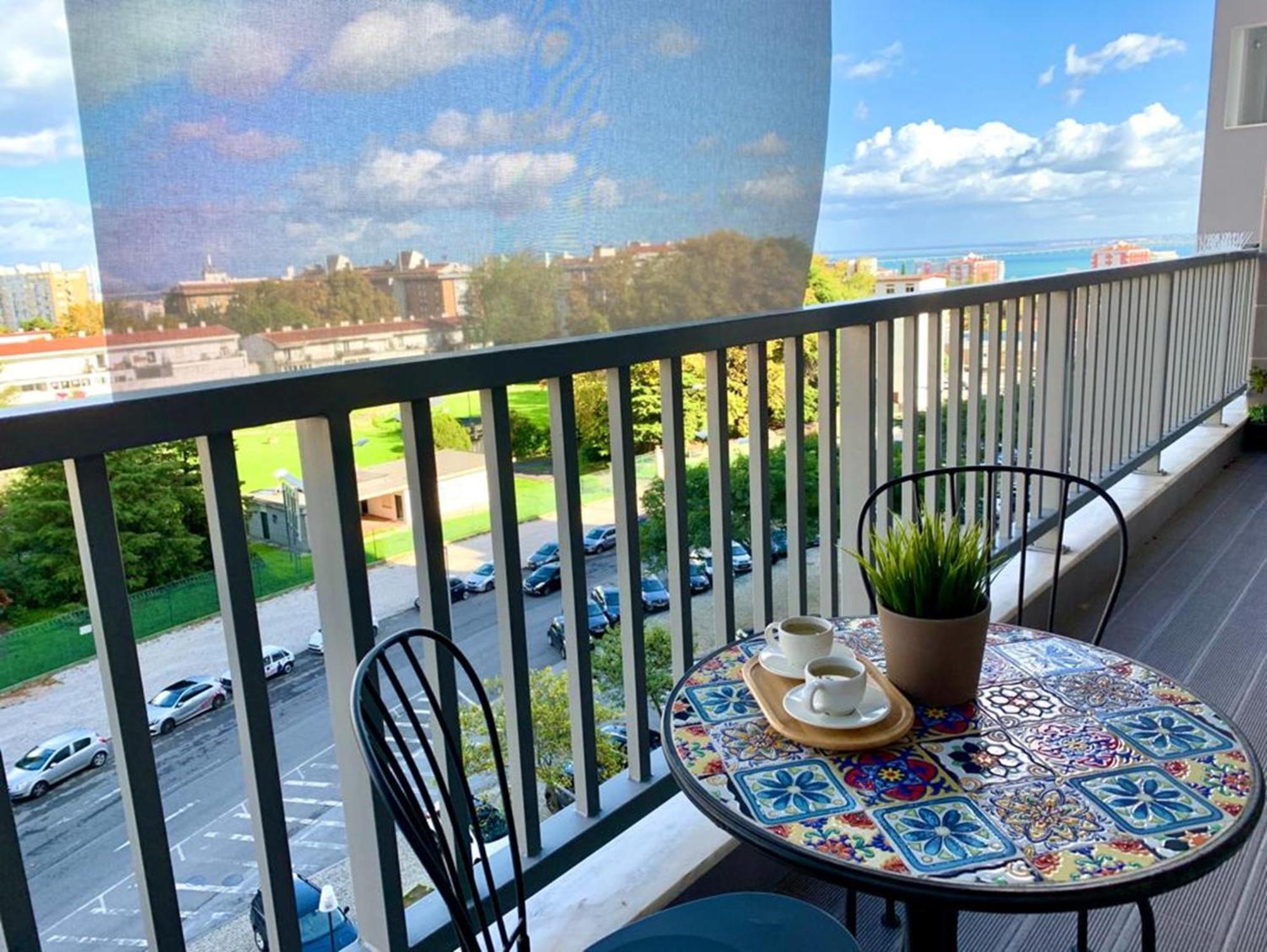 Lejlighed Modern & Spacious With River View *