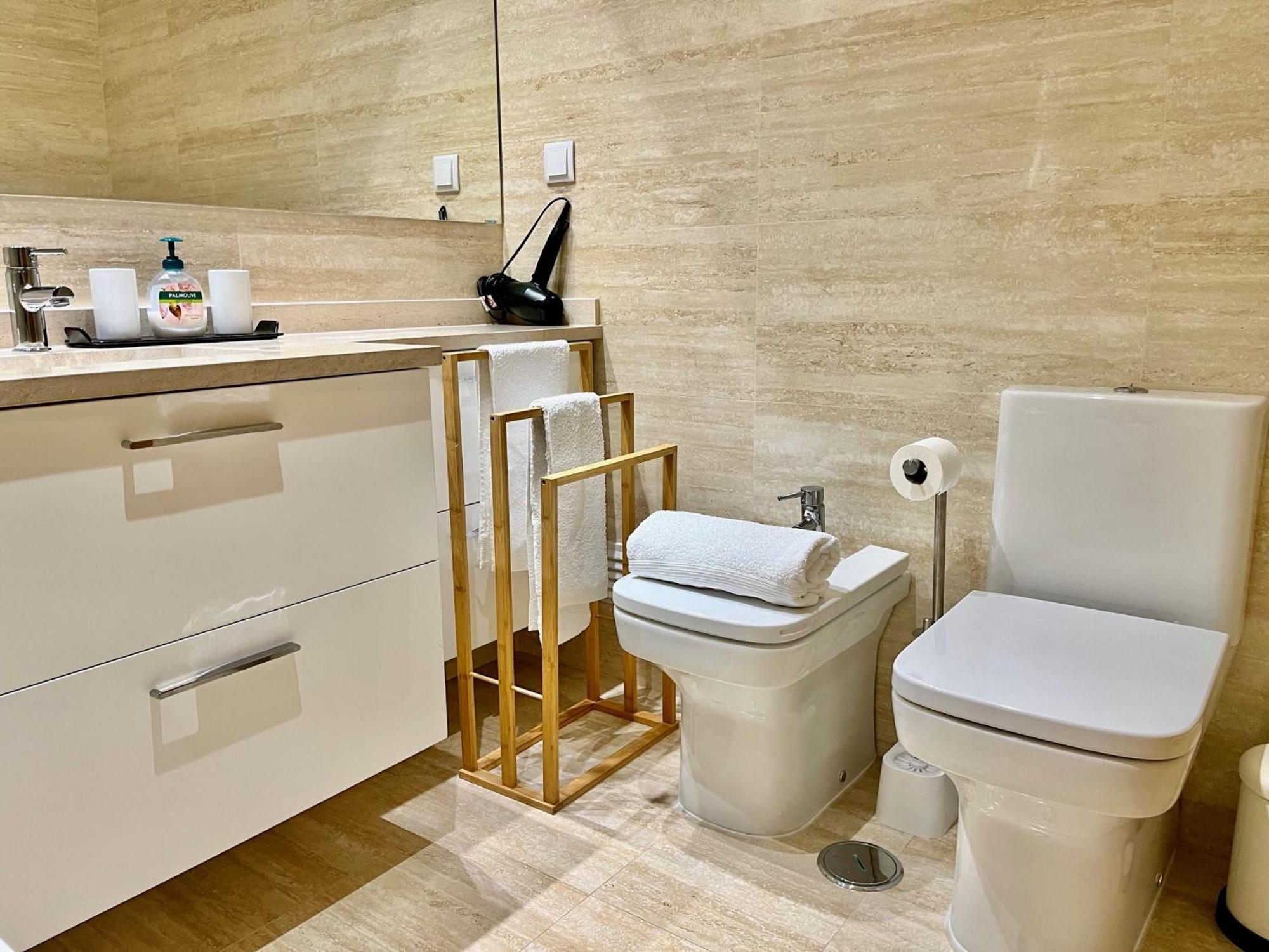 Lejlighed Modern & Spacious With River View Lisboa