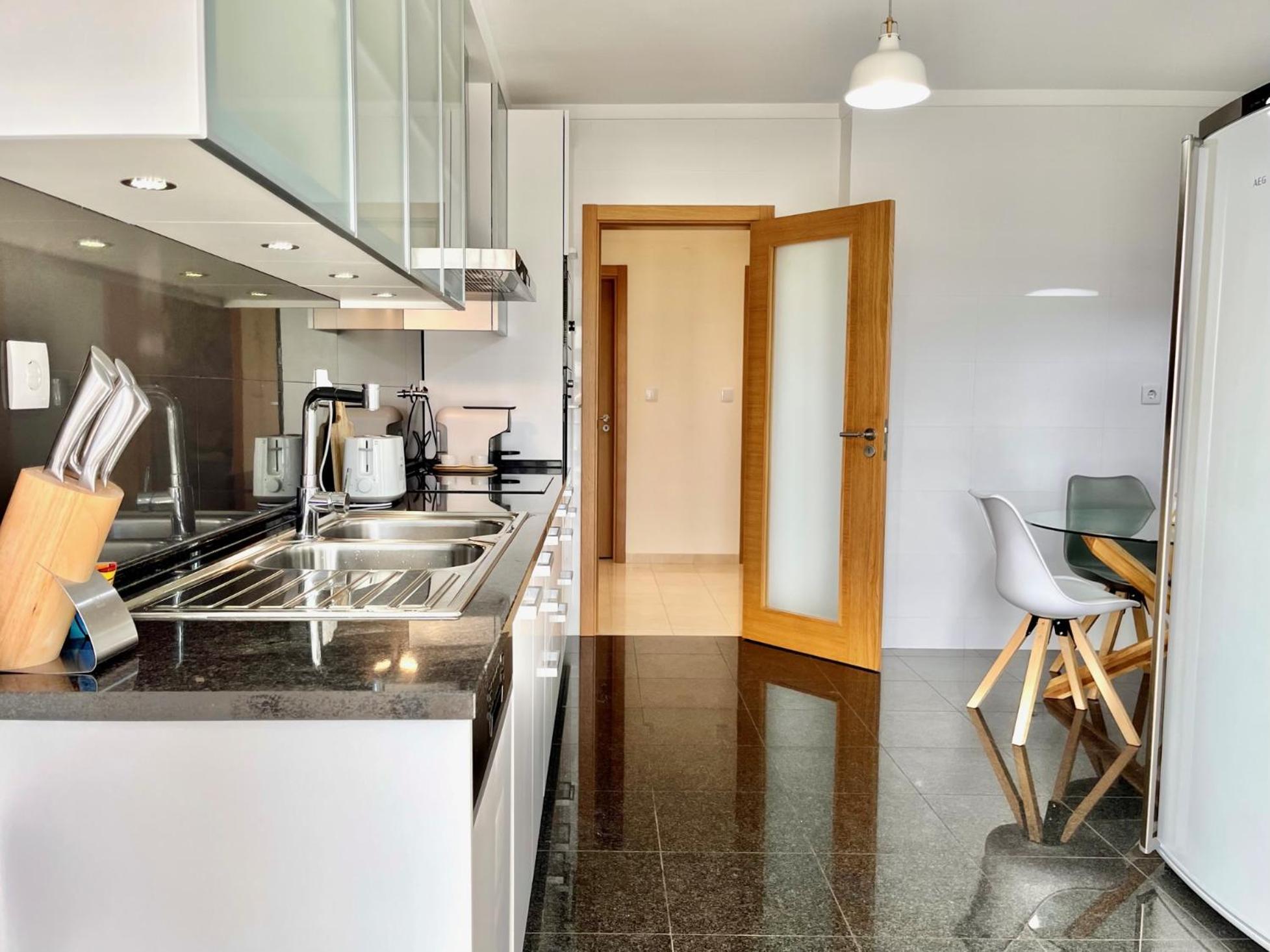Lejlighed Modern & Spacious With River View